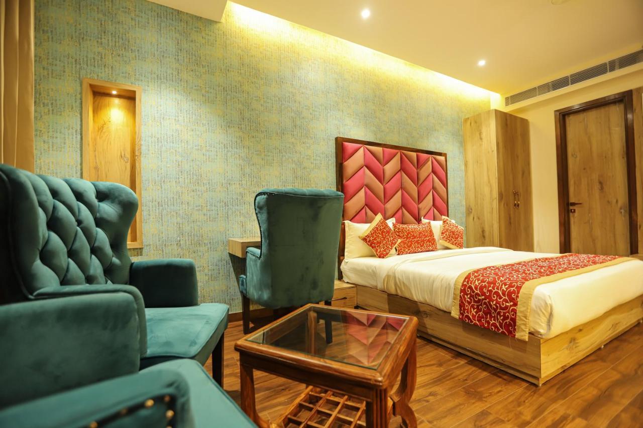 Hotel Golden Lotus Amritsar Dış mekan fotoğraf